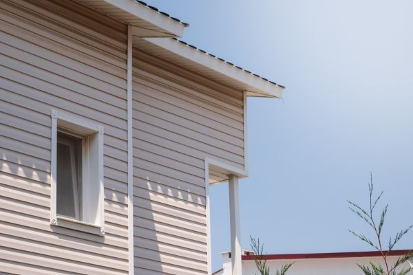 Cost of Vinyl Siding Repair in Madison
